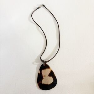 Natural Shell Teardrop Pendant Necklace Black Cord Boho Beach Artisan Style 90s